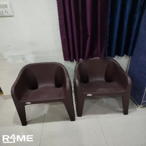 Plastic Chairs on rent