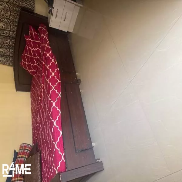 Queen Size bed on rent