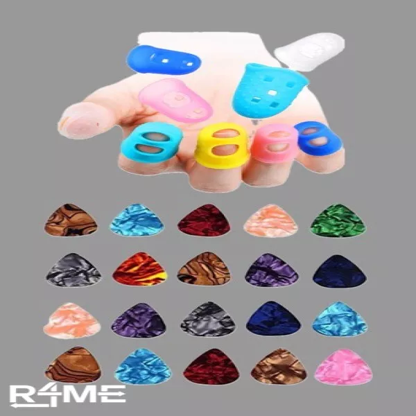 Acoustic 6-string Guitar with plectrum and capo on rent