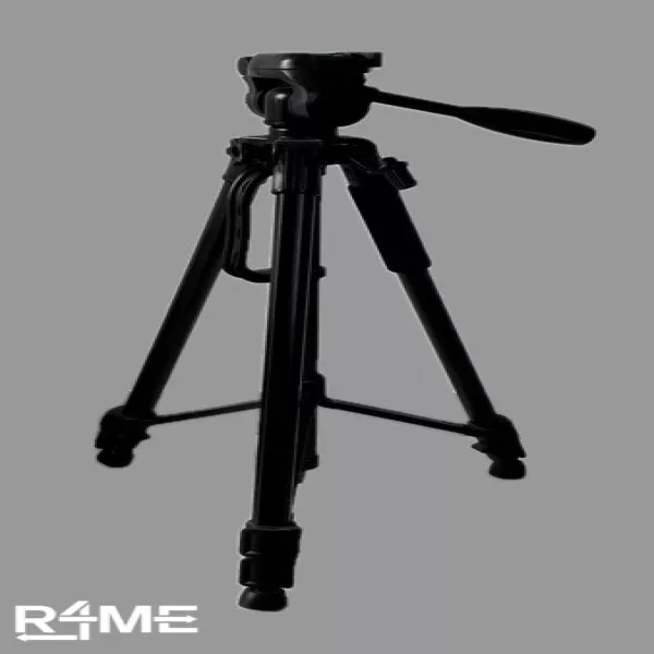 DIGITEK- LED & Tripod (Indoor and outdoor photography and videography) on rent