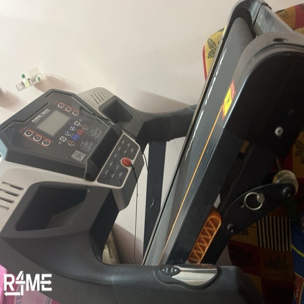 Power Track Treadmill Motorised on rent