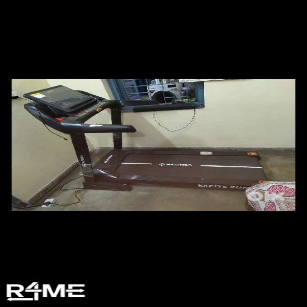 sketra excite run treadmill on rent