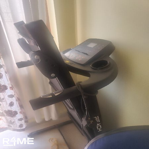 Treadmill on rent