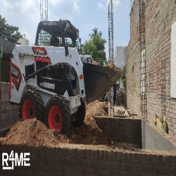 Bobcat S450 Skid Loader on rent