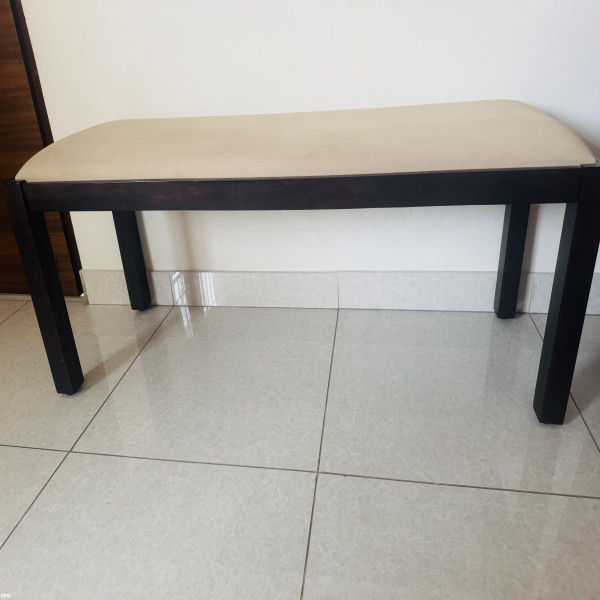 Accent chair and bed side bench on rent