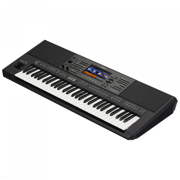 Yamaha SX920 Electronic Keyboard on rent