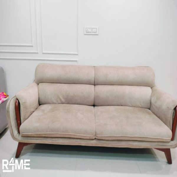 3 Seater Sofa on rent