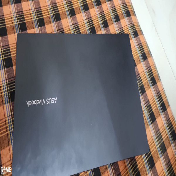 ASUS VIVOBOOK 15 i5/512/8gb on rent