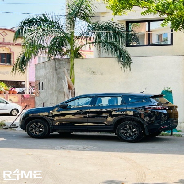 Toyota Harrier SUV on Rent – Premium Comfort | Perfect for Travel, Business & Family Trips on rent
