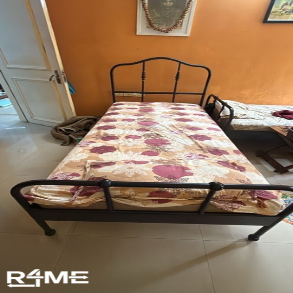 single bed with mattress on rent