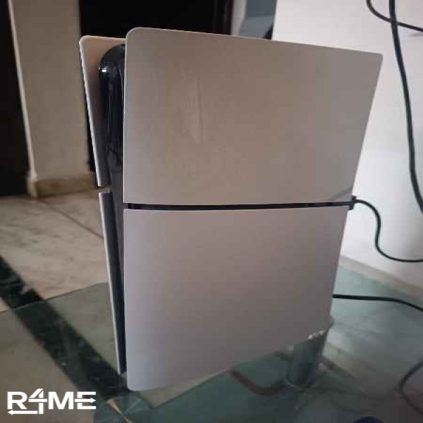 PS5 DIGITAL WITH 100+ GAMES on rent