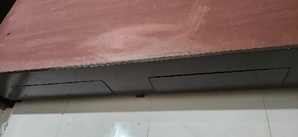 queensized bed on rent