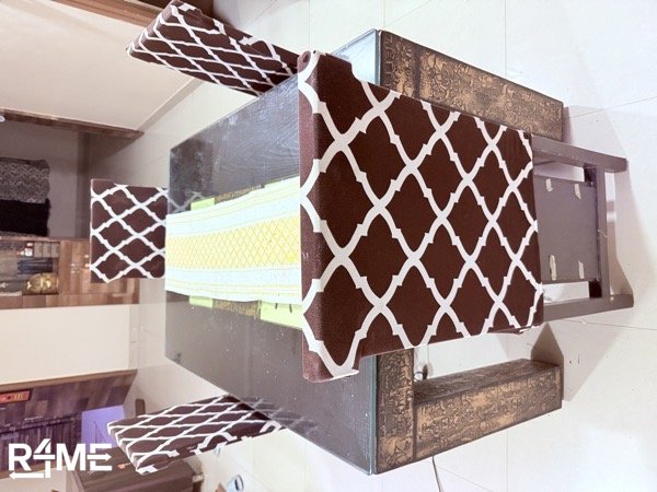 6 seater dining table on rent