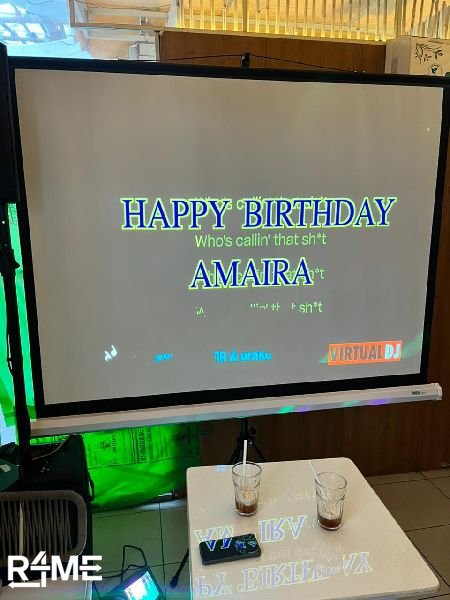 projector and screen on rent