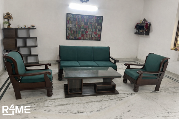 sofa set along with table on rent