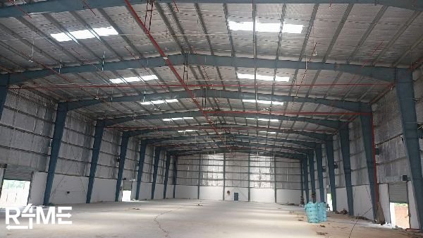 Spacious 25,000 Sq. Ft. Warehouse for Rent at Hasanganj, Lucknow–Kanpur Highway