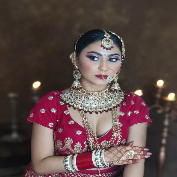 Red bridal lehnga on rent